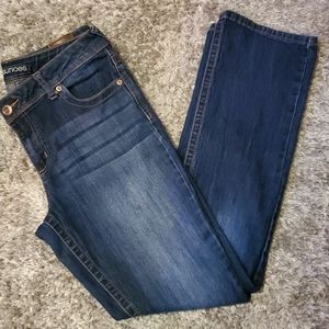 Maurices jeans